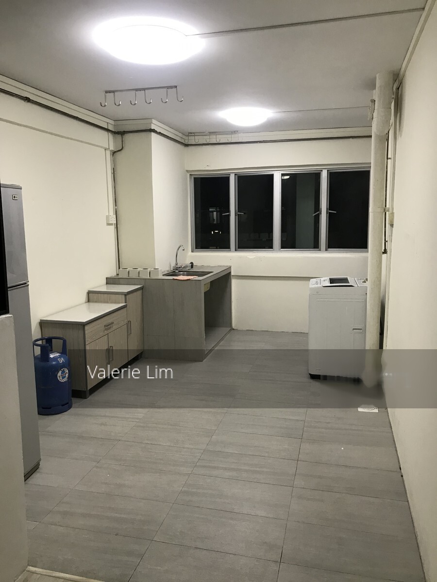 Ang Mo Kio Avenue 10 (D20), Shop House #248722041